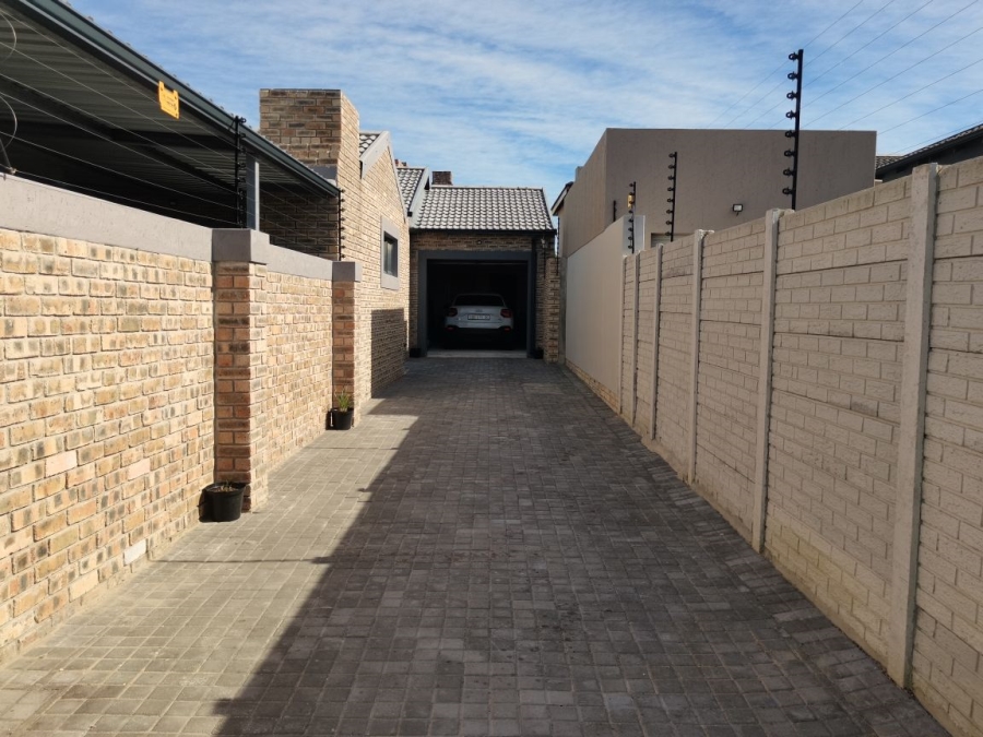 3 Bedroom Property for Sale in Fairview Eastern Cape